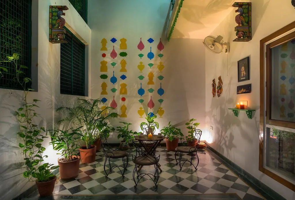 The Coral Court Homestay Agra  0*, Agra (Uttar Pradesh)