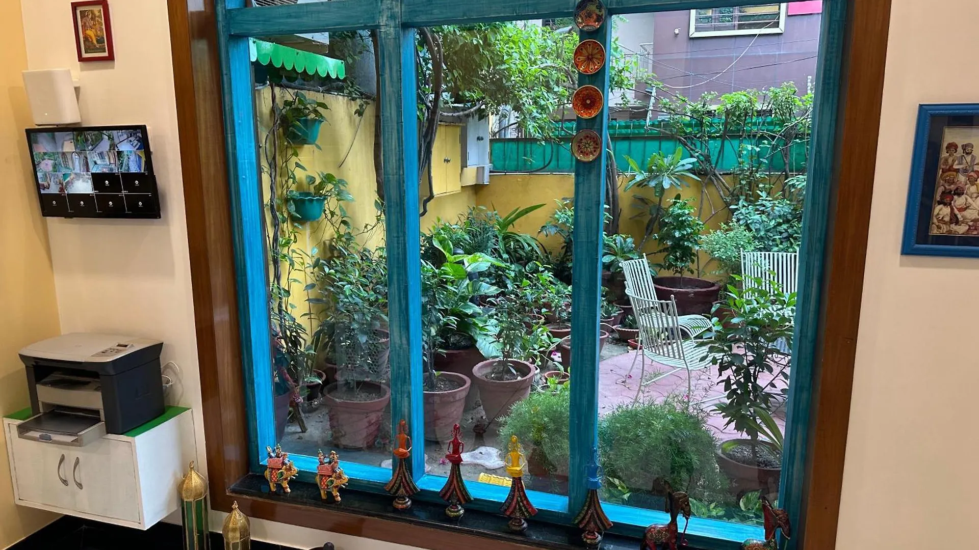 The Coral Court Homestay Agra