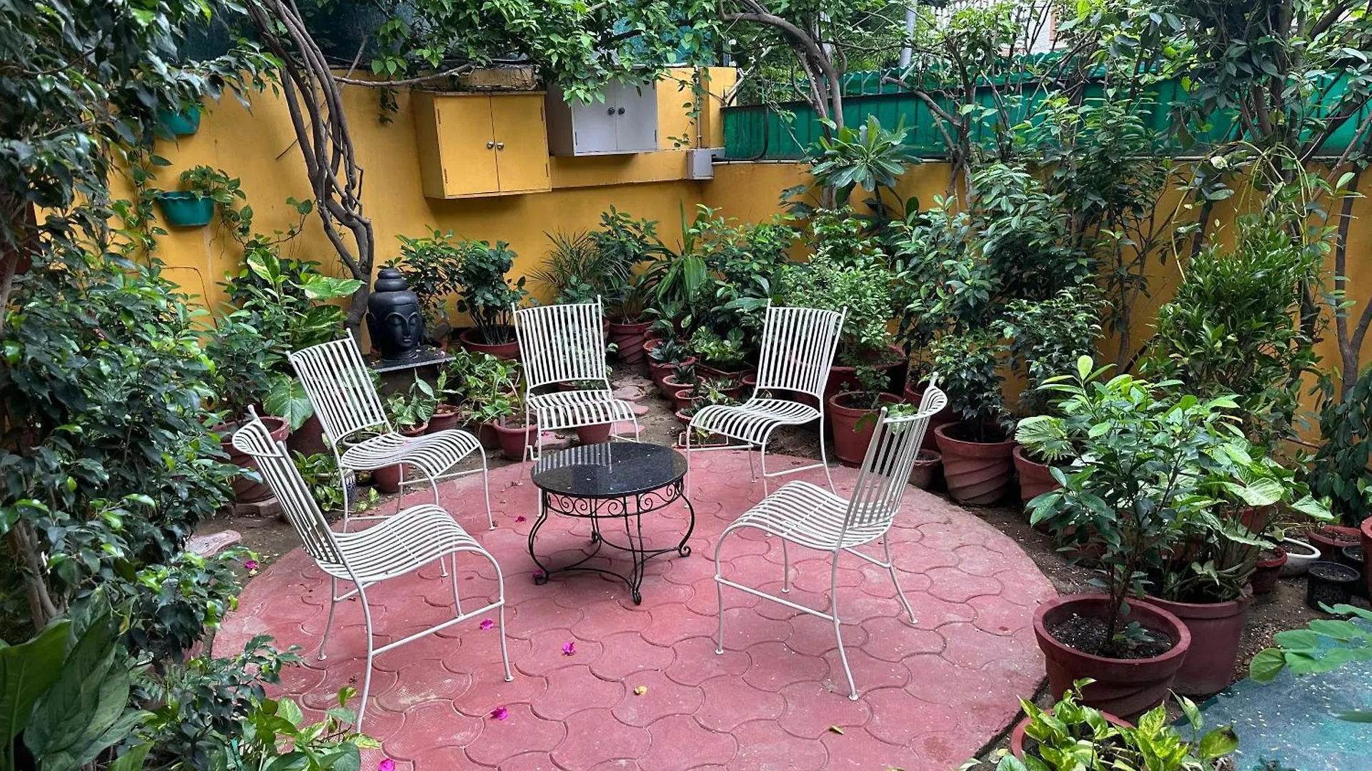 The Coral Court Homestay Agra  0*, Agra (Uttar Pradesh)