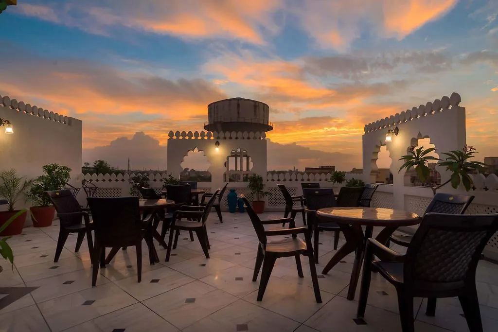 The Coral Court Homestay Agra
